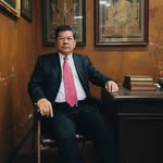 John Lock - @monthonchatsuwan - Instagram