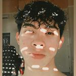 John Lorence Gutierrez - @kinda_like.it22 - Instagram