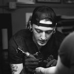Jon Lortz - @tattoosbyyohan - Instagram