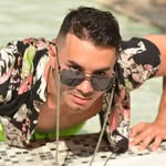 John Oliver - @johnoliverok - Instagram