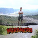 John Piedra - @j.piedra_72 - Instagram