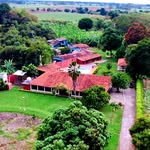 John / Pilar - @villafatimafinca - Instagram
