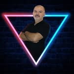 John Retana - @retrotvcostarica - Instagram