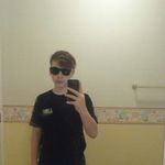 john riser - @_johnnyboy3 - Instagram