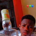 Liki Mixx - @johnstenderlarrieux - Instagram