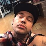 Johnny Love - @johnny_five_still_alive - Instagram