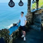 John Welly - @johnweelly - Instagram