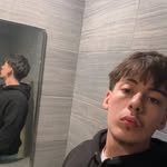 @johnzarate.g - Instagram