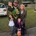 Jonathan Day - Facebook