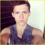 Johnathan Holmes - @holmes.john33 - Instagram