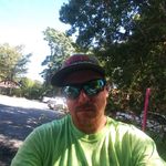 Johnathon Lee - @johnathon.lee.7127 - Instagram