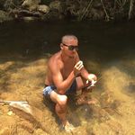João - @johnnyarthur - Instagram