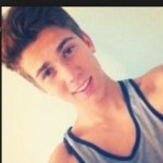 Johnny Benavides - @johnny_benzzz - Instagram