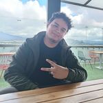 Johnny Benavides - @johnnybenavides7 - Instagram