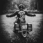 Jenda Bredl - @johnnycallaway - Instagram