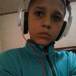 @johnnychavis11 - Instagram