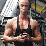 Johnny - @johnny.crimson - Instagram