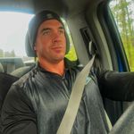 johnny hennings - @johnnyhenning589 - Instagram