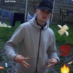 Jay291215 - @johnnyogle1996 - Instagram