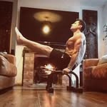 Johnny Toney - @johnnydoescalisthenics - Instagram