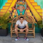 Johnny Vasquez - @johnnythejetsetter - Instagram
