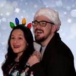 Jon & Abbey Frisch - @netflixchristmaspod - Instagram