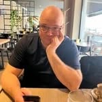 Jon Petersen - @jonhugobosspetersen - Instagram