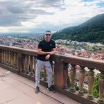 @jon_rosales - Instagram
