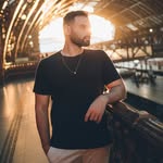 Jonathan Sales - @jonsaless_ - Instagram
