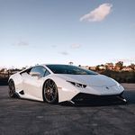 Jonah Lowe - @carsareshit - Instagram