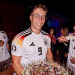 Jonas Baßler - @jonasbassler - Instagram