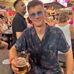 Jonas Schneider - Facebook
