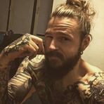 Jonas Thompson - Facebook