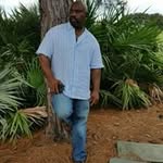 Jonas Washington Sr. - @jeep90wagoneer - Instagram