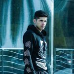 Jonathan Barros - @breaker_chile - Instagram