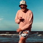 J O N N Y 🧃 - @jonathan.calling - Instagram