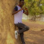 Jonathan Lewu le Cardinal - @lewulecardinal - Instagram