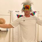 Jonathan Clay - @pedasijc - Instagram