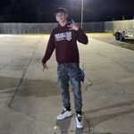 Jonathan Cobb - @mr_steal_yo_gurl60 - Instagram