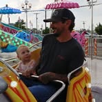 Jonathan Gordon - Facebook