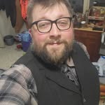 Jonathan Hammer - @crafting_hammer - Instagram
