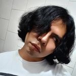 Jonathan Head - @ymipapaesfox - Instagram