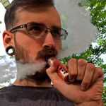 Jonathan Hicks - @blake_vape_hicks - Instagram