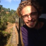 Jonathan Hyde - @fruittwistjon - Instagram