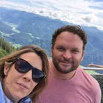 Jonathan Kastner - Facebook