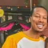 jonathankeyes - @jonathankeyesplease - TikTok