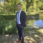 Jonathan Kneer - Facebook