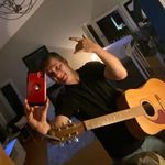 Jonathan Labbé - @jonathan_labbe - Instagram
