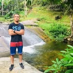 Jonathan Leal - @leal692 - Instagram