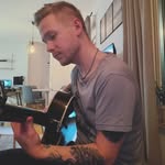 Jonathan Lind - @gotroomforamuffin - Instagram